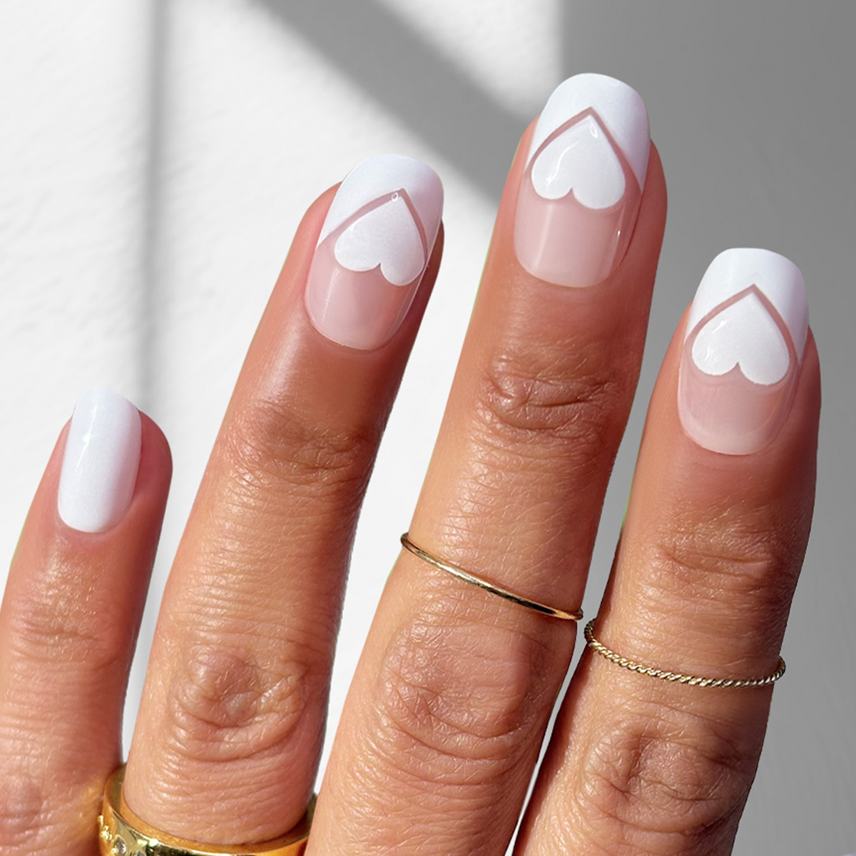 Elegant Love - Oval Medium - Sustainable Nails