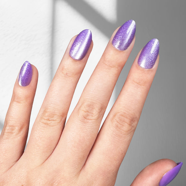 Grape Cats Eye - Almond Sustainable Nails