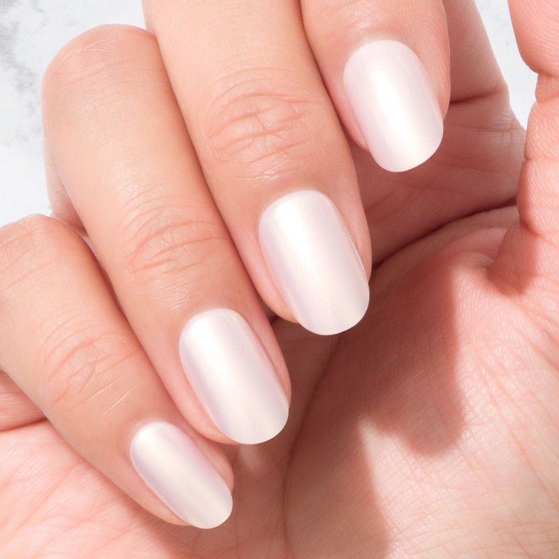 Pearlescent - Oval Sustainable Nails