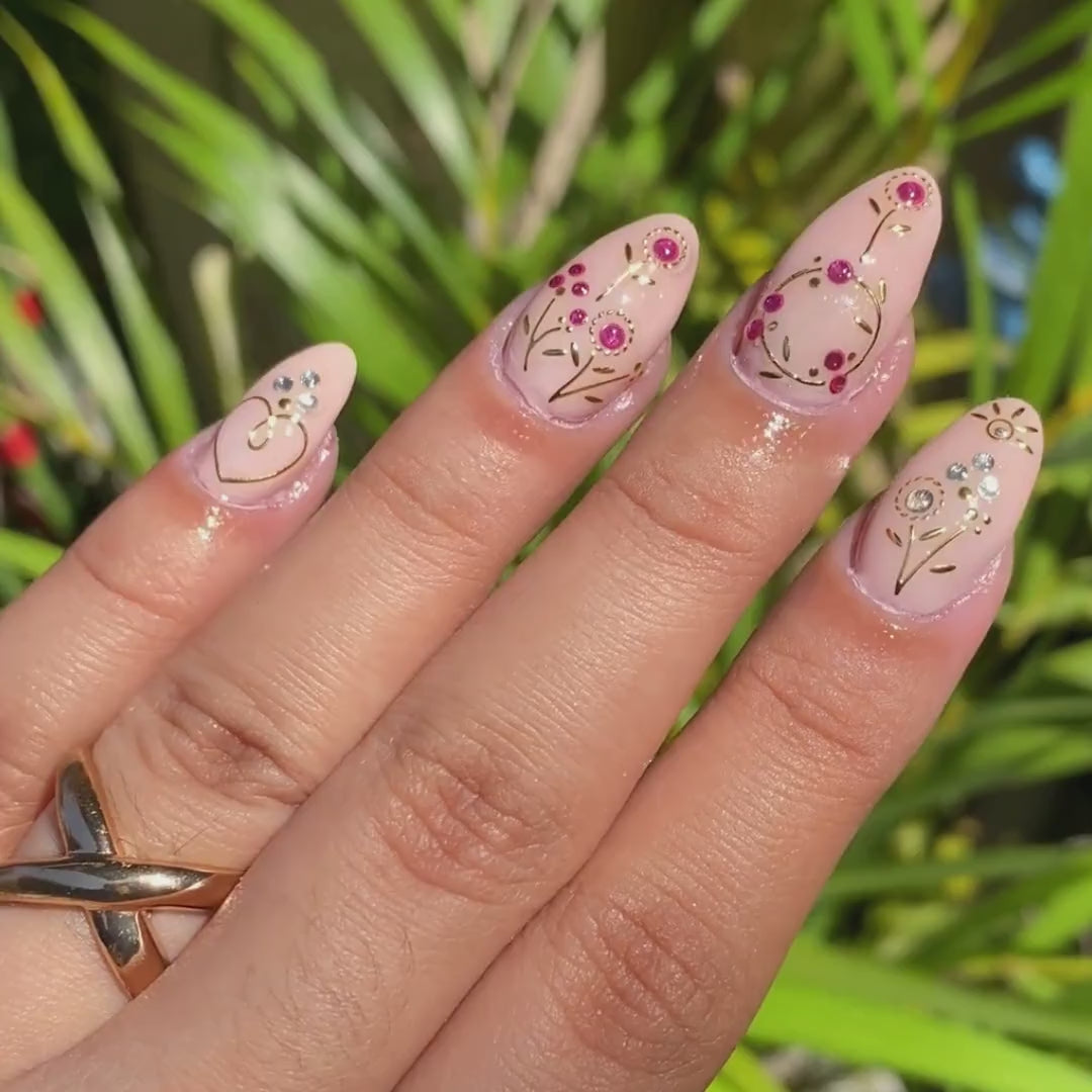 Love Blooms - Nail Embellishment