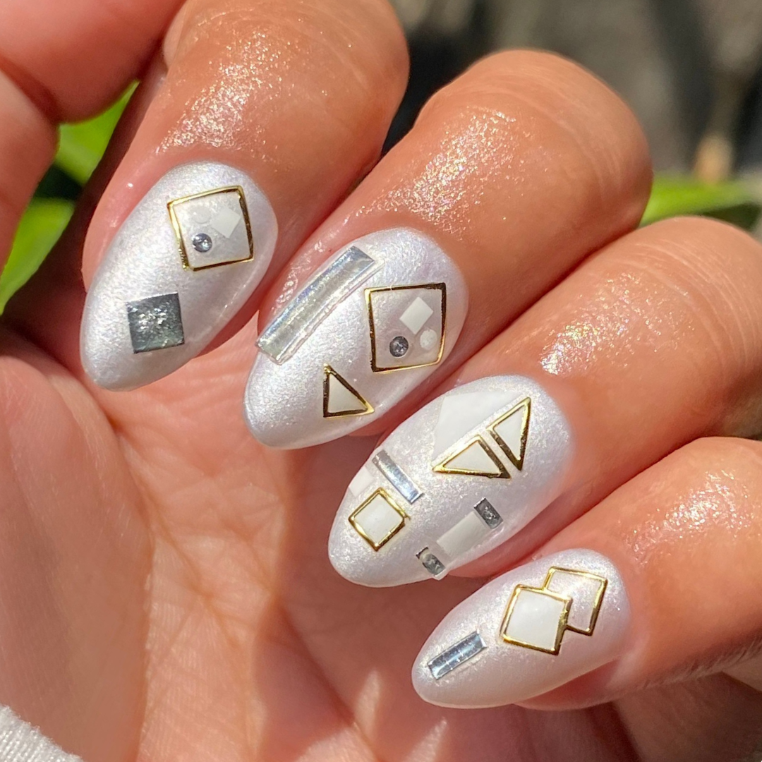 Rendevous - Nail Embellishment