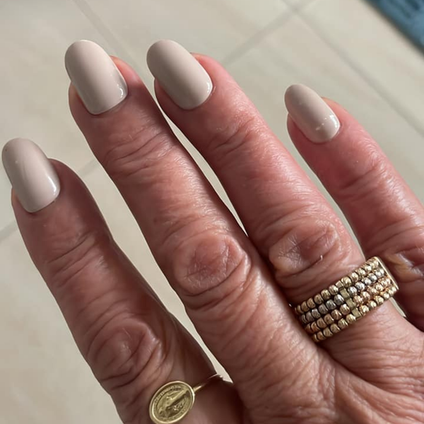 Taupe - Oval Sustainable Nails