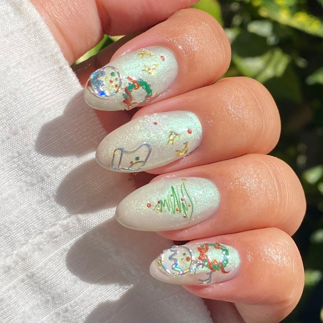 Winter Holiday - Nail Embellishment
