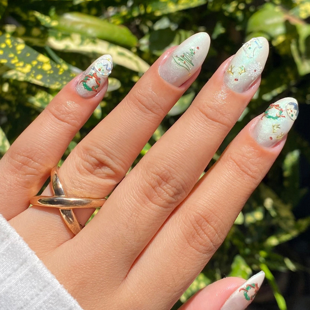 Winter Holiday - Nail Embellishment